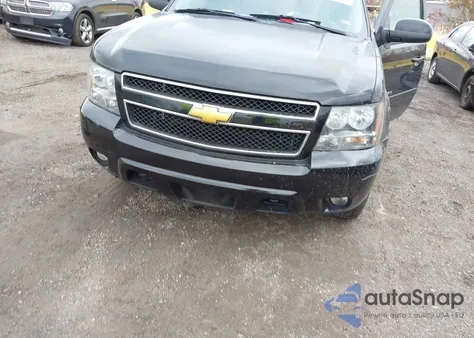 2013 Chevrolet Suburban 1500 Lt z USA, uszkodzony, nr VIN 1GNSKJE77DR346277